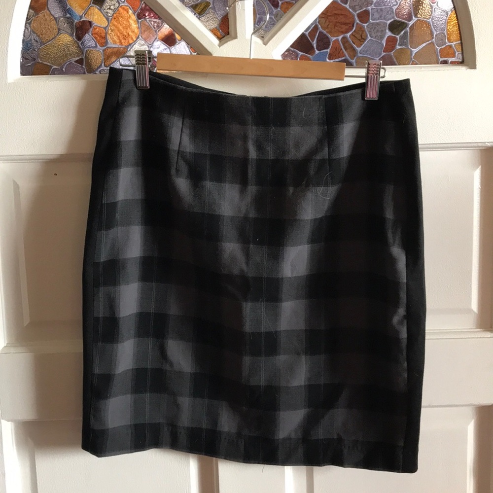 Banana Republic pencil skirt size 8